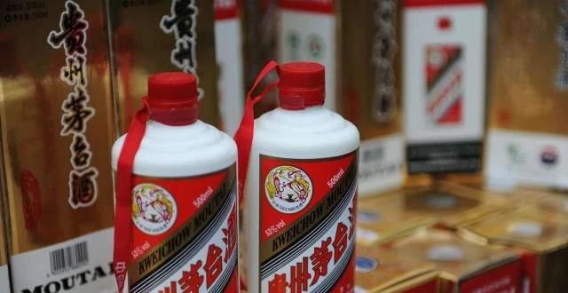 贵州茅台:今年茅台酒含税销售收入已超千亿